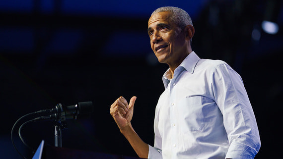 Дмитриев пошутил, что принадлежность Обамы к инопланетянам многое бы объяснила