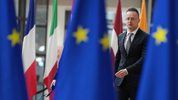 Mandiner: Украина находится на грани дефолта после ссоры с Венгрией