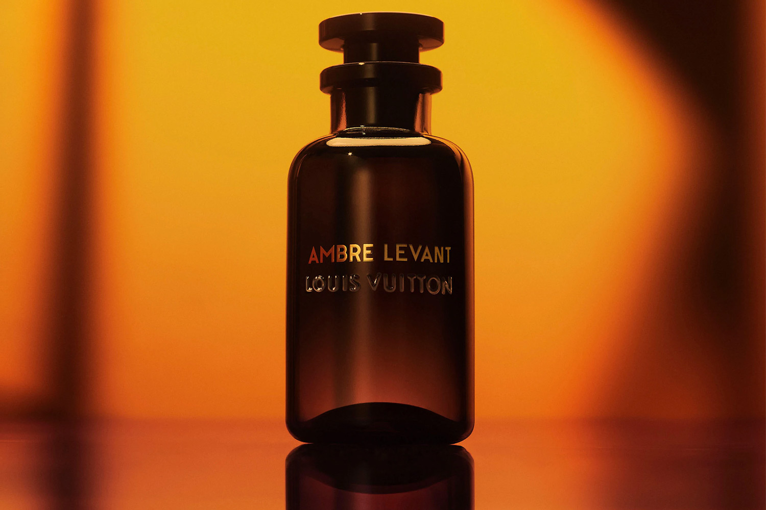 Золотой час: Louis Vuitton выпустил новый ориентальный унисекс‑аромат