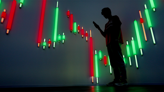 Инвесторы внесли рекордную за четыре года сумму на брокерские счета