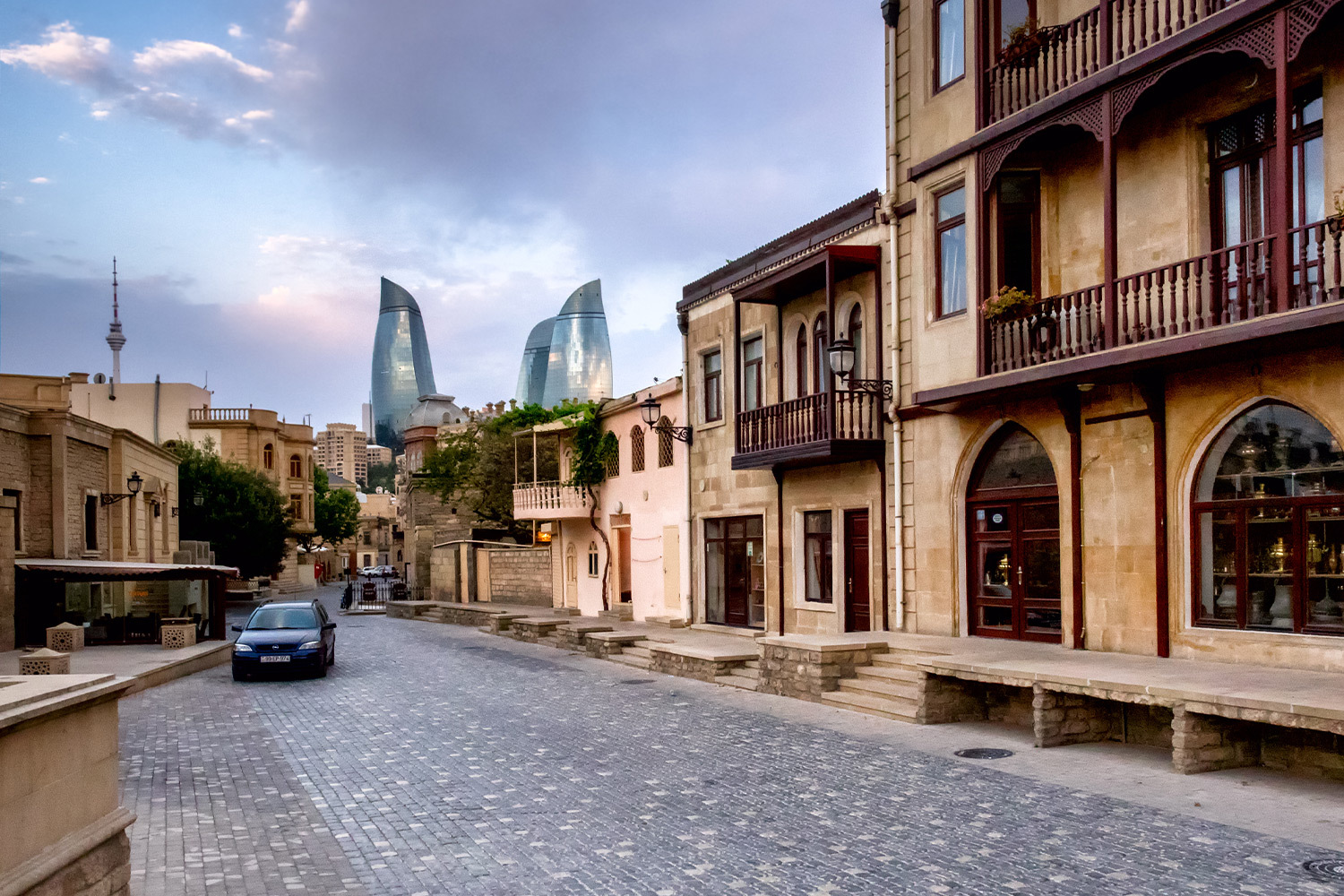 Баку для гурманов: от традиционных ресторанов до модных гастропроектов