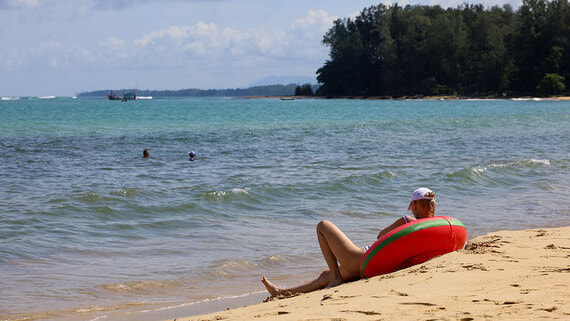 АТОР: 10 000 россиян не могут покинуть Таиланд из-за ситуации на Ближнем Востоке