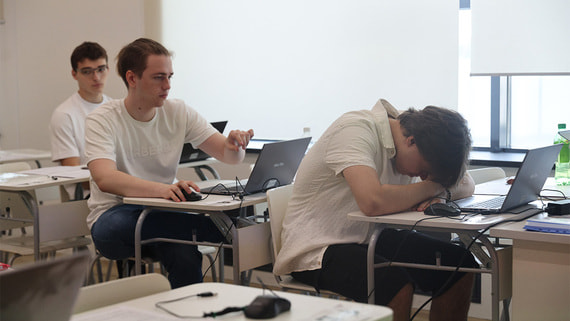 Рособрнадзор планирует применять «умные глушилки» на ЕГЭ-2026