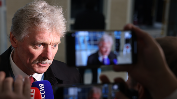 Песков: проблема с оплатой газа отодвинула Украину на второй план для Европы