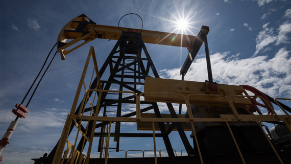 Песков указал на метания Европы в вопросе российской нефти