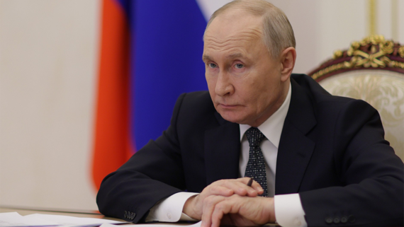 Путин призвал решить проблему запрета постановок наследниками авторов