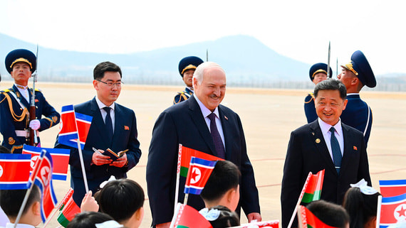 Лукашенко прибыл в Пхеньян на переговоры с Ким Чен Ыном