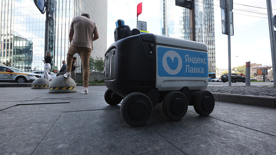 Начальник столичного главка считает, что роботы заменят курьеров