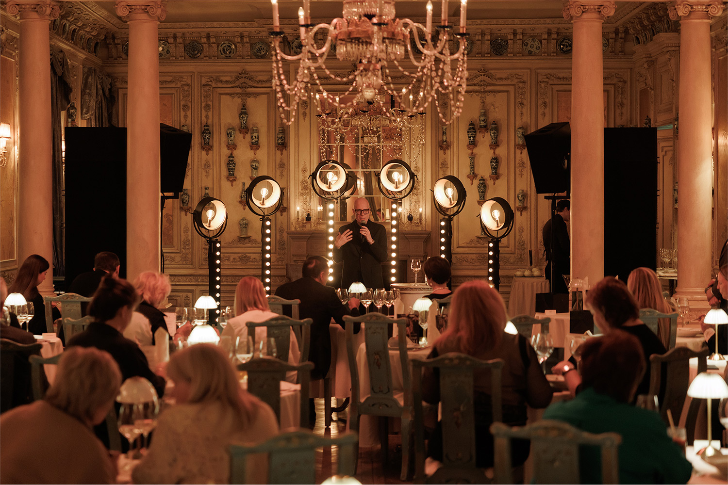 После аплодисментов: новый салон для тех, кто любит сцену