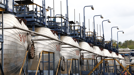 Власти РФ могут ввести запрет на экспорт бензина для производителей с 1 апреля