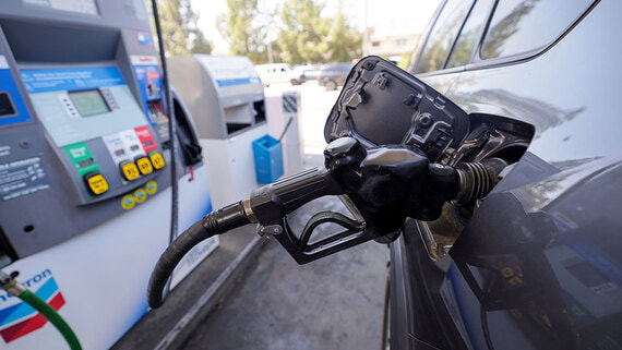 Цена на бензин в США выросла на 35% с начала войны с Ираном