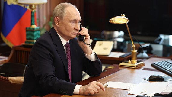 Путин обсудил ситуацию на Ближнем Востоке с президентом Египта