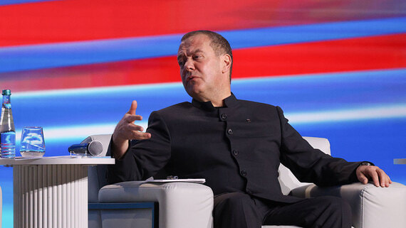 Медведев выступил против создания этнических анклавов