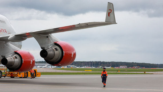 АТОР: авиакомпании начали брать топливный сбор с туроператоров