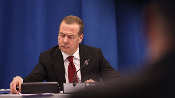 Медведев призвал изменить отношение к вступлению Украины в Евросоюз
