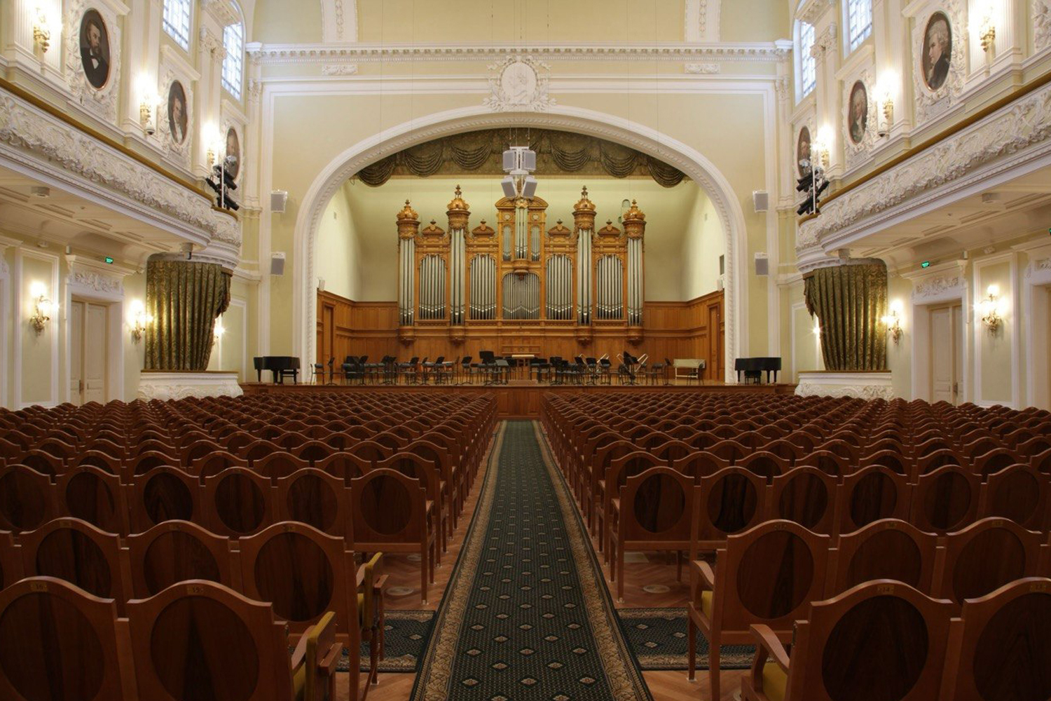 Мелодичные 125 лет: день рождения Большого зала Московской консерватории