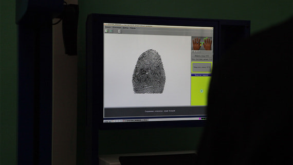 Правительство одобрило дактилоскопию и медосмотр мигрантов из Таджикистана