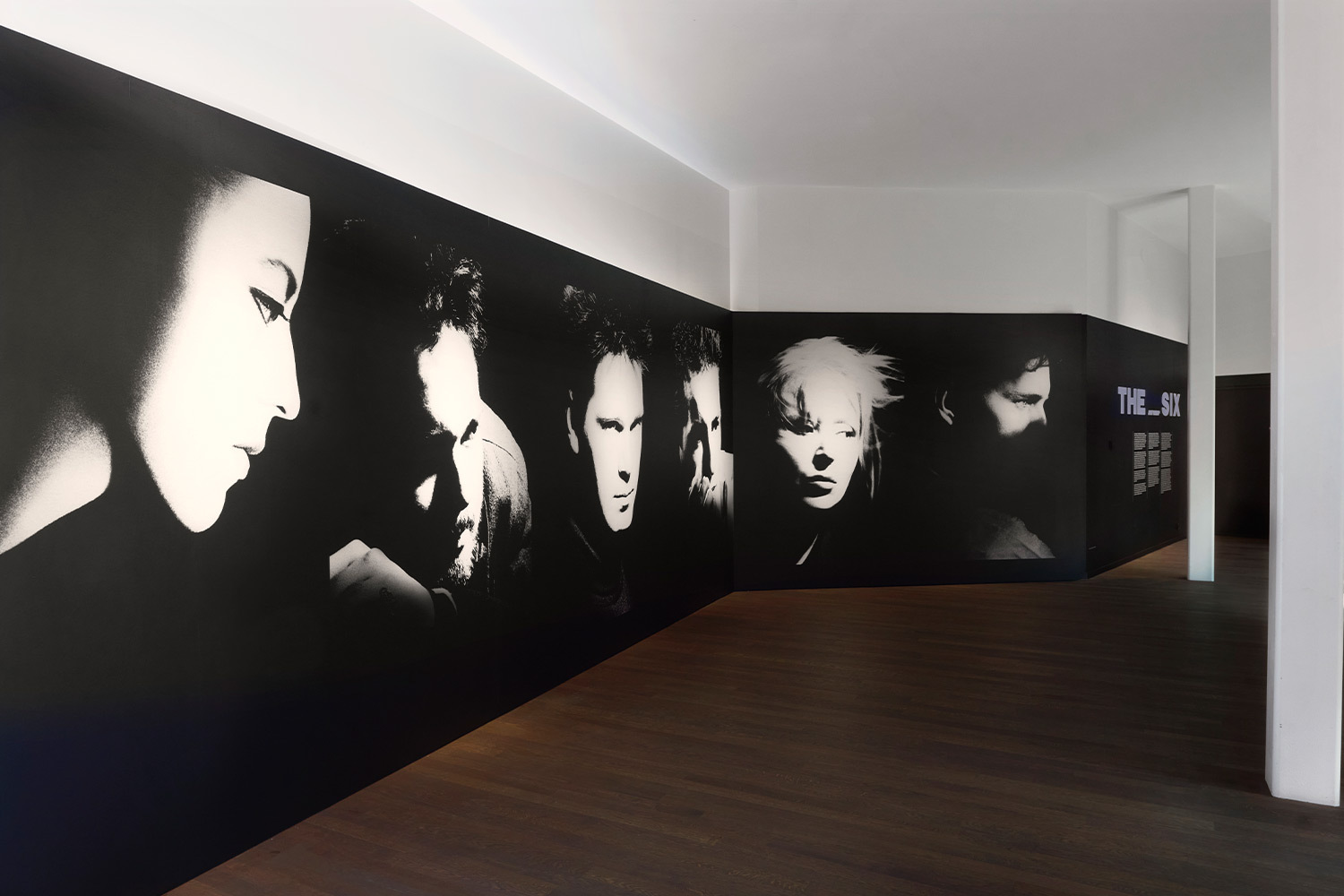 Сорок лет в индустрии: в Бельгии открылась выставка, посвященная антверпенской шестерке