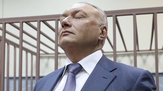 Экс-сенатора Савельева приговорили к 10 годам за подготовку убийства