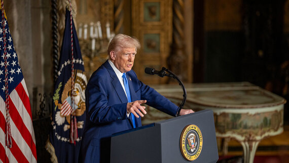 Трамп опубликовал свое изображение в образе Иисуса