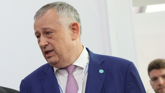 Дрозденко – недовольным отключением интернета: что ты сделал для победы?