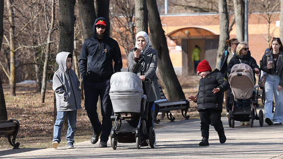 Соцфонд пересмотрит выплаты многодетным семьям в конце мая