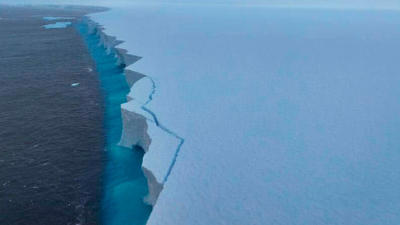 Крупнейший в мире айсберг сократился до 50 кв. километров