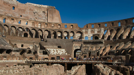 Госдолг Франции и Италии превысил 3 трлн евро