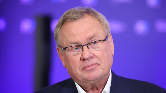 Глава ВТБ Костин рассказал о своем общении с телефонными мошенниками