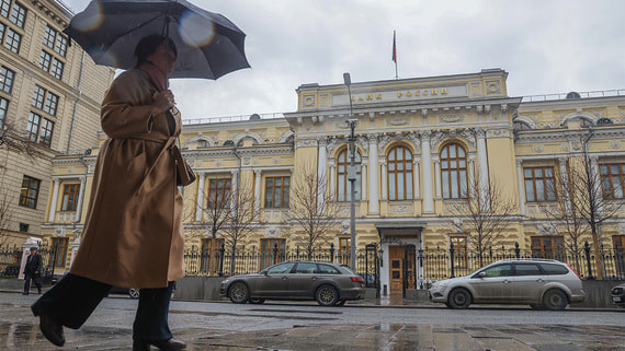 Совет директоров ЦБ рассматривал сохранение ставки и снижение на 0,5 п. п.