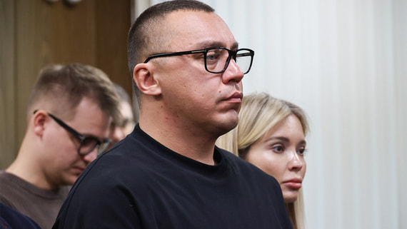 Мосгорсуд оставил в силе меру пресечения блогеру Портнягину