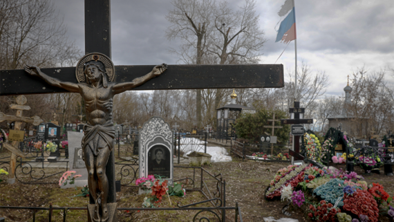 Погибшую в ДТП участницу КВН Елену Рыбалко похоронили в Сочи
