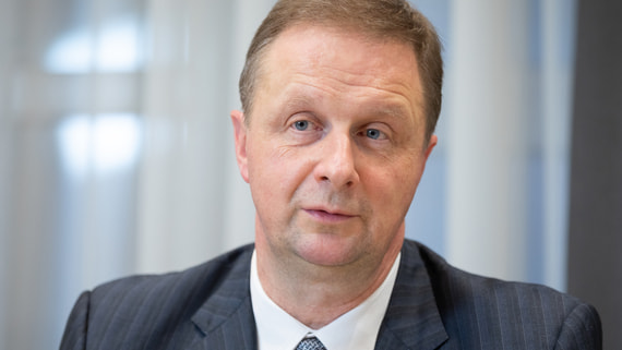 Михаил Кожевников сменил Дмитрия Климишина на посту гендиректора «Просвещения»