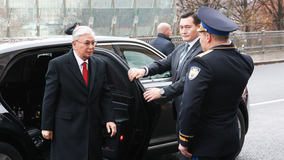 Президенты Узбекистана и Казахстана посетят Москву на День Победы