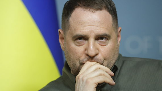 Суд на Украине отложил решение по мере пресечения Ермаку на 13 мая