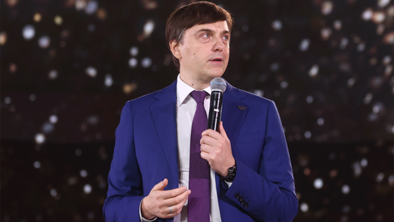 Кравцов: ситуация с использованием англицизмов меняется в лучшую сторону