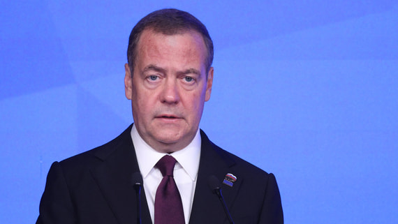 Медведев поздравил «западных друзей» с испытанием «Сармата»