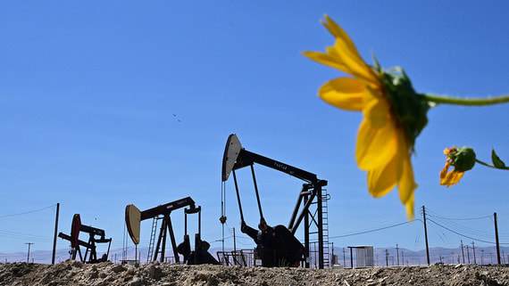 Аналитики повысили прогноз средней цены на нефть в 2026 году