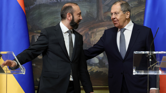 Мирзоян: Ереван не хочет вносить напряженность в отношения с Москвой