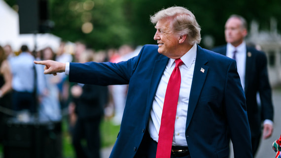 Трамп проведет встречу с кабинетом министров в Белом доме