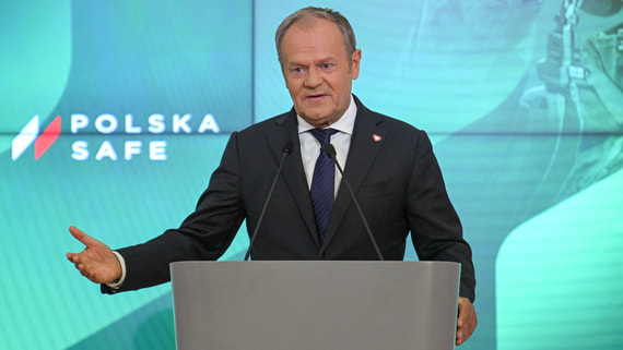 Туск призвал НАТО серьезно отнестись к словам Медведева