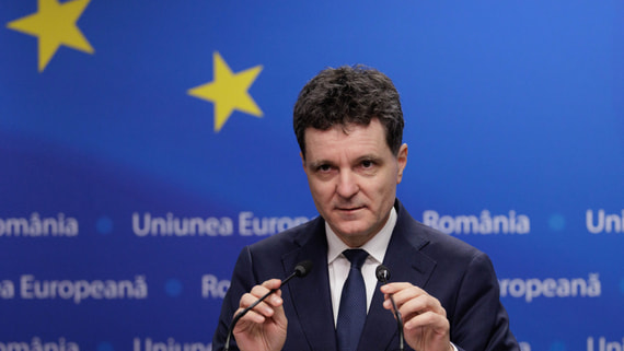 Президент Румынии призвал Россию наносить удары по Украине без угрозы соседям