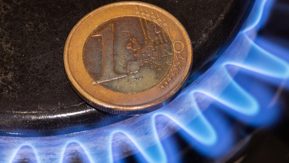 Биржевые цены на газ в Европе на первых торгах июня выросли на 4%
