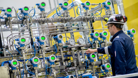 Суд запретил SEFE продолжать арбитраж с «Газпром экспортом» 
