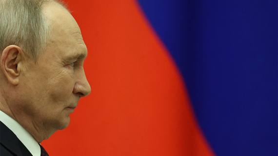 Путин подписал закон об аресте имущества уехавших россиян