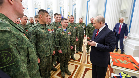 Главные заявления Путина на встрече с участниками спецоперации в День России