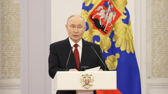 Путин в День России встретился с участниками спецоперации