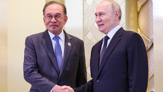 Путин назвал Малайзию «давним и надежным партнером России»