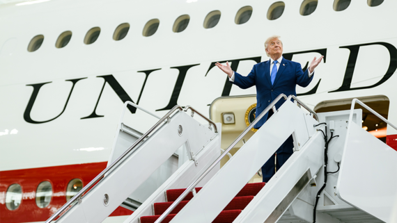 Трамп заявил о его рекордно высоких за всю историю рейтингах