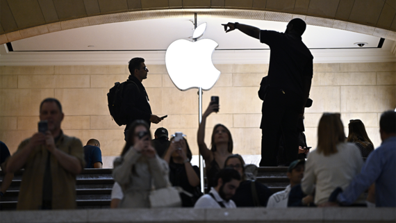 Капитализация Apple упала после повышения цен на iPad и Mac